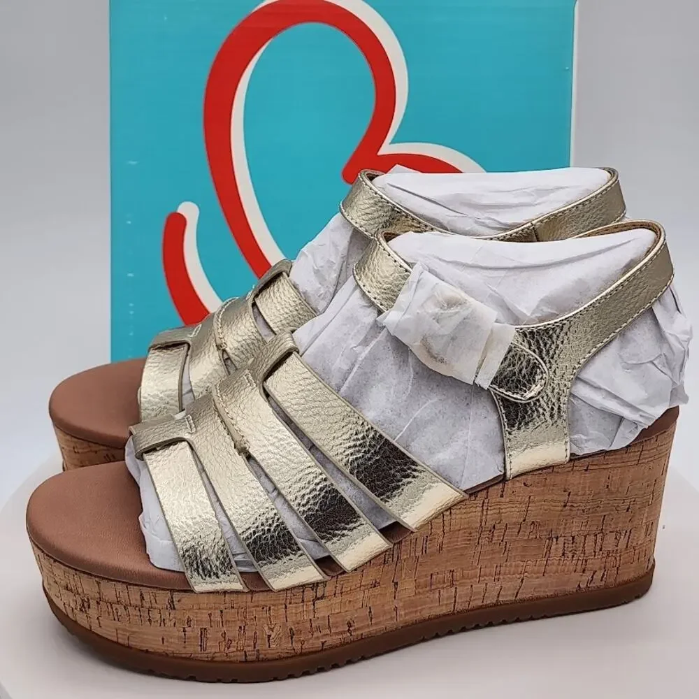 NEW BareTraps Savannah Light Gold Platform Wedge Sandals Women's Size 8M Comfort